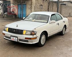 تۆیۆتا کراون